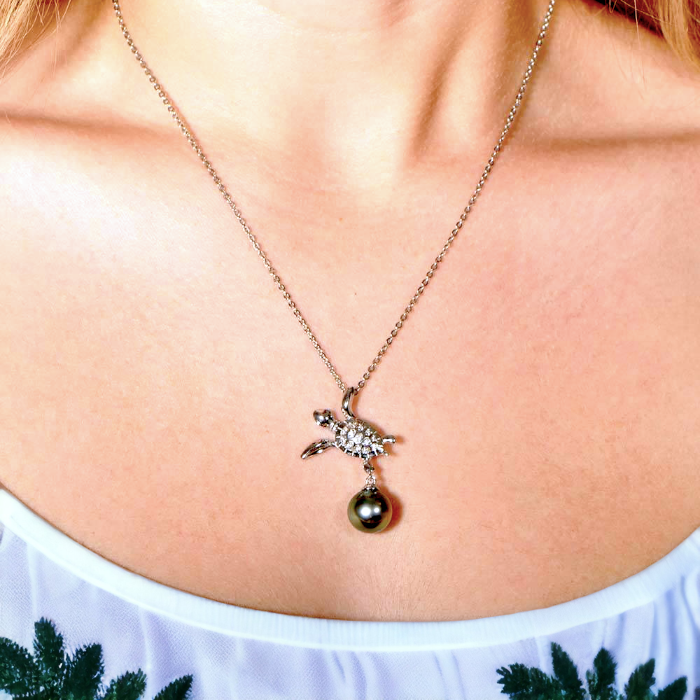 Pearl Keiki Honu Turtle Pendant by Alamea-Chris's Jewelry